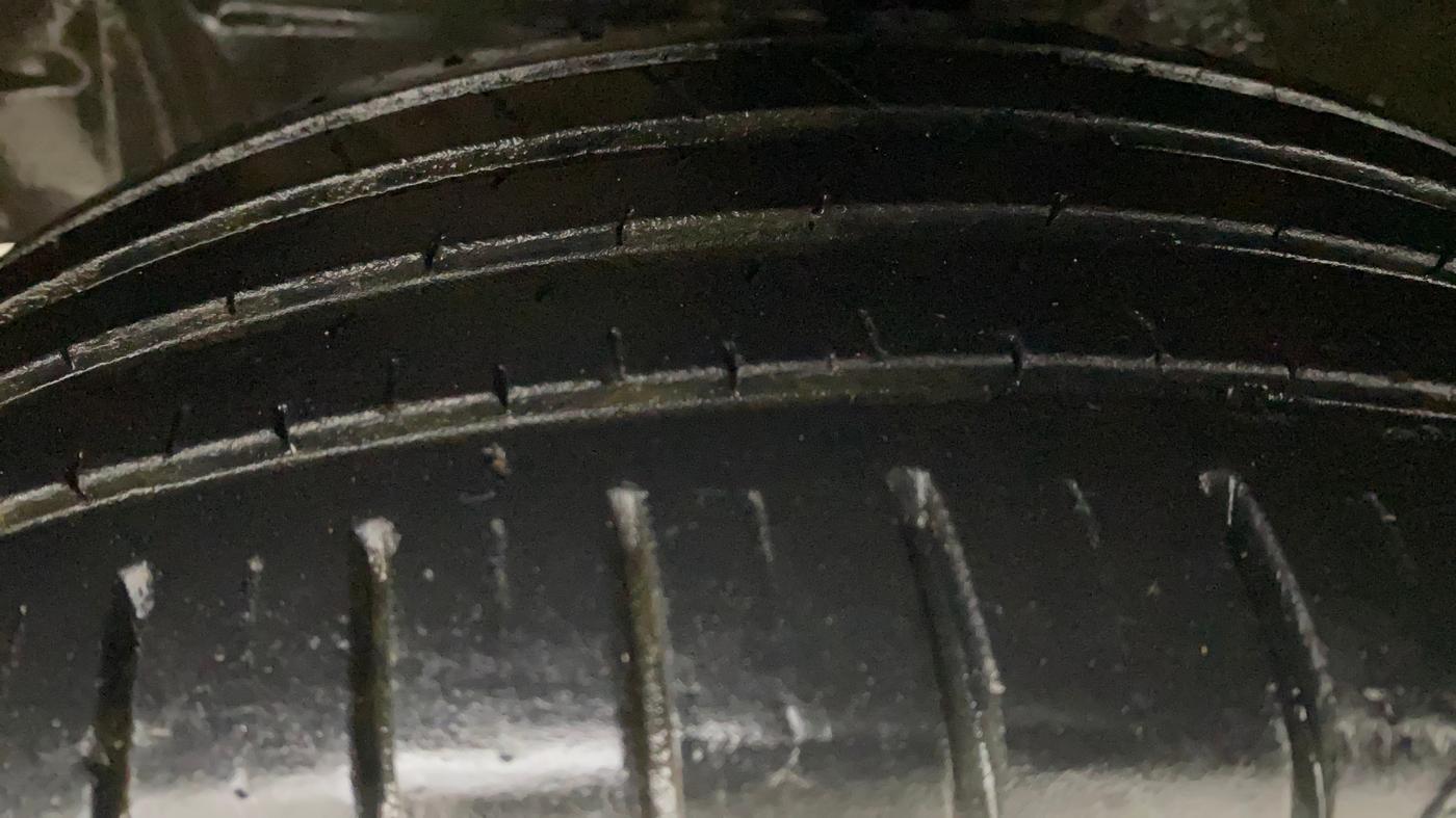 2014 Toyota Etios G, CNG, Manual, 81,154 km, Left Front Tyre Tread