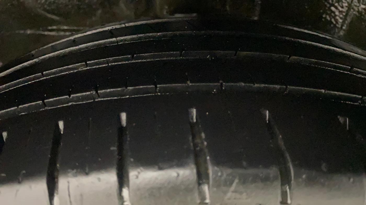 2014 Toyota Etios G, CNG, Manual, 81,154 km, Right Rear Tyre Tread