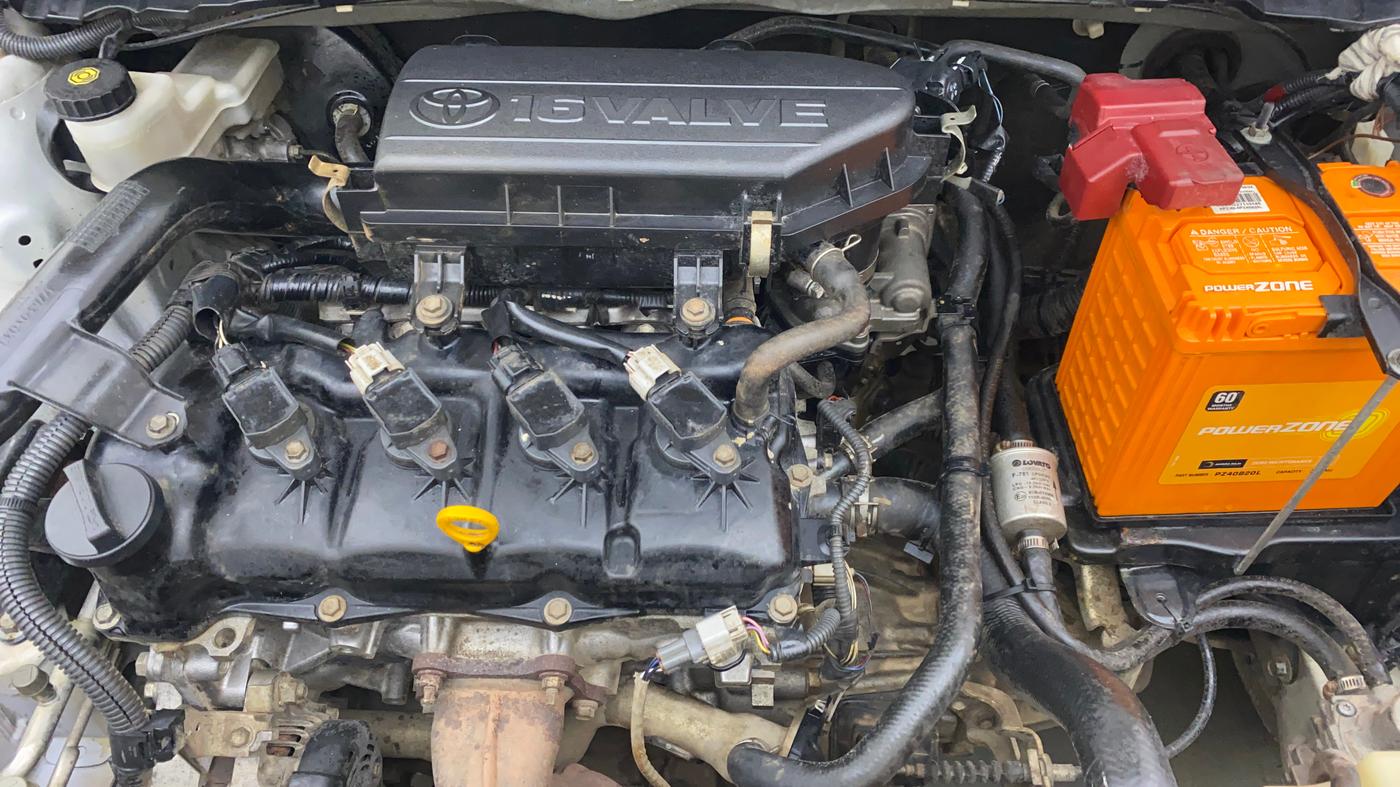 2014 Toyota Etios G, CNG, Manual, 81,154 km, Engine View