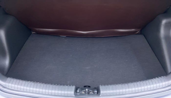 2019 Hyundai Grand i10 SPORTZ 1.2 KAPPA VTVT, Petrol, Manual, 27,467 km, Boot Inside