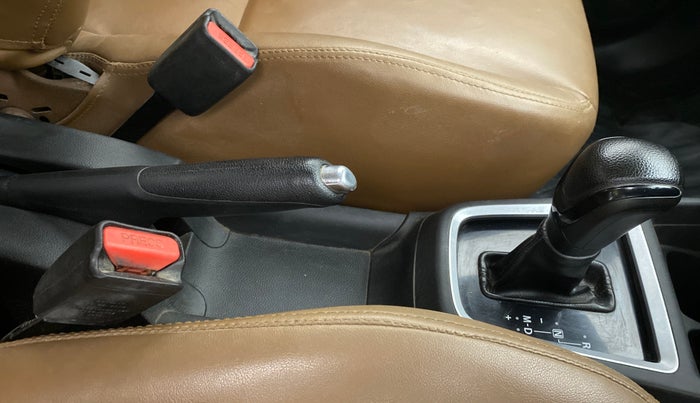 2018 Maruti Swift VDI AMT, Diesel, Automatic, 42,014 km, Gear Lever