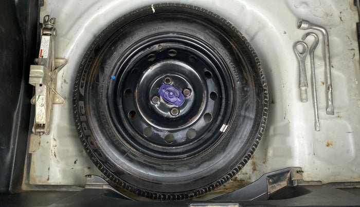 2018 Maruti Swift VDI AMT, Diesel, Automatic, 42,014 km, Spare Tyre