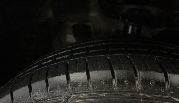 2022 KIA SELTOS HTK PLUS 1.5 IMT, Petrol, Manual, 19,083 km, Left Front Tyre Tread