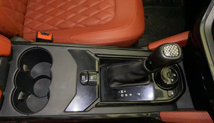 2023 Tata Harrier XZA PLUS RED DARK EDITION , Diesel, Automatic, 73,208 km, Gear Lever