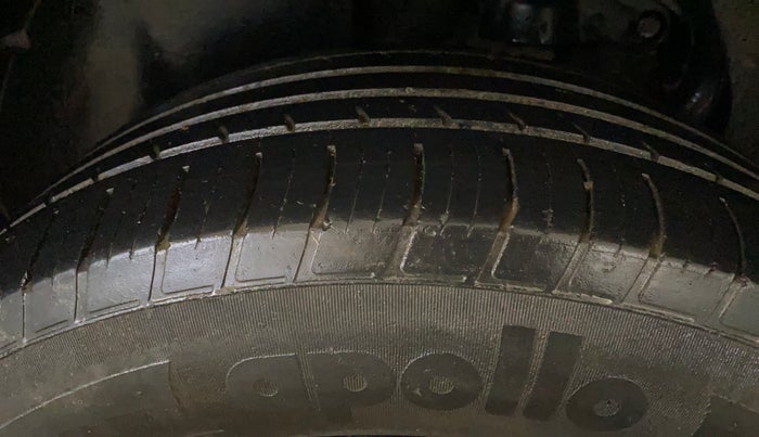 2023 Tata Harrier XZA PLUS RED DARK EDITION , Diesel, Automatic, 73,208 km, Right Rear Tyre Tread