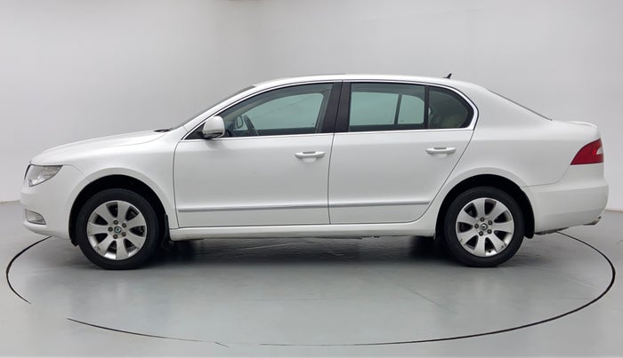 2010 Skoda Superb ELEGANCE 1.8 TSI AT, Petrol, Automatic, 65,078 km, Left Side