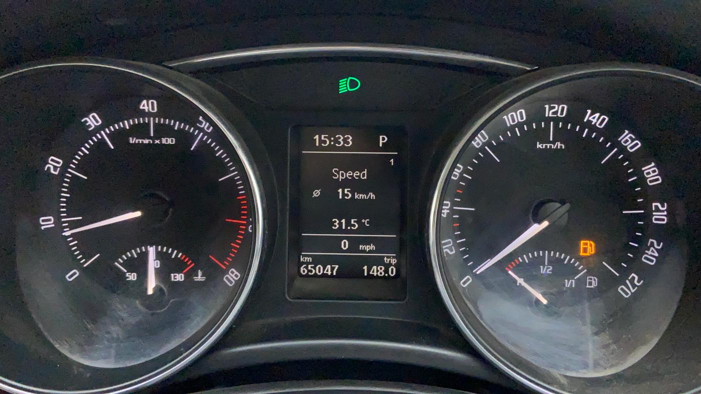 2010 Skoda Superb ELEGANCE 1.8 TSI AT, Petrol, Automatic, 65,078 km, Odometer Image