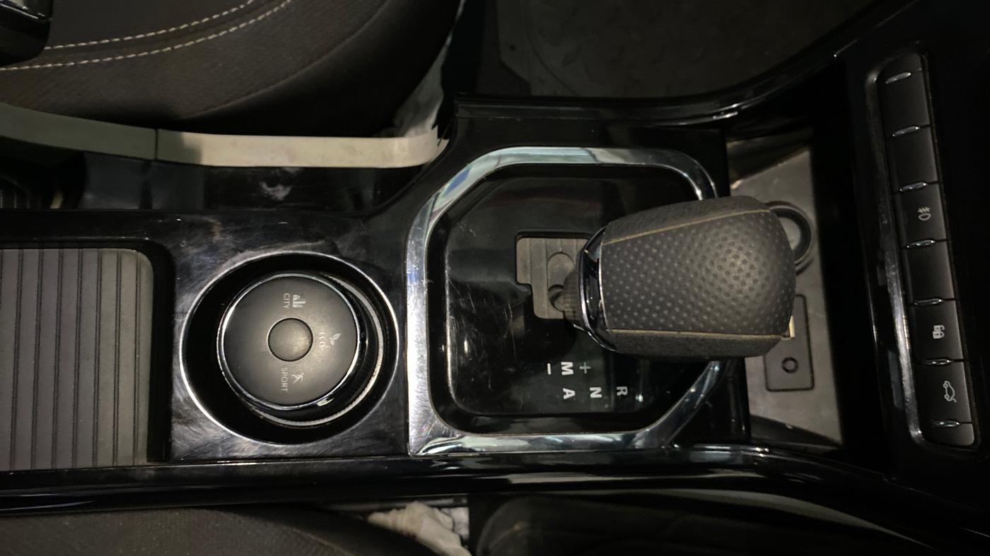 2023 Tata NEXON XZA PLUS SUNROOF PETROL, Petrol, Automatic, 13,380 km, Gear Lever
