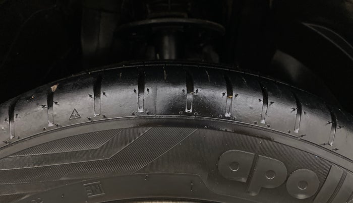 2022 Maruti Baleno ZETA PETROL 1.2, Petrol, Manual, 78,251 km, Right Front Tyre Tread