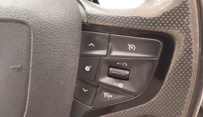 2022 Tata Safari XZ PLUS, Diesel, Manual, 1,16,290 km, Adaptive Cruise Control