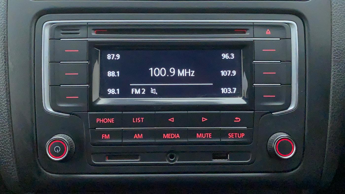 2019 Volkswagen Polo COMFORTLINE 1.0 PETROL, Petrol, Manual, 33,474 km, Infotainment System