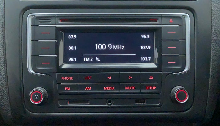 2019 Volkswagen Polo COMFORTLINE 1.0 PETROL, Petrol, Manual, 33,474 km, Infotainment System