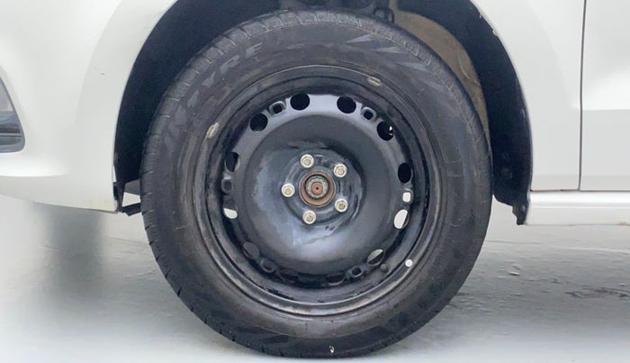 2019 Volkswagen Polo COMFORTLINE 1.0 PETROL, Petrol, Manual, 33,474 km, Left Front Wheel