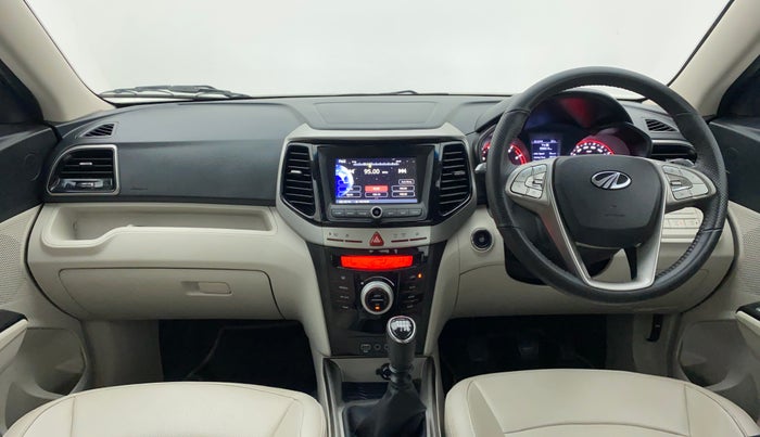 2022 Mahindra XUV300 W8 (O) 1.2 PETROL, Petrol, Manual, 19,363 km, Dashboard