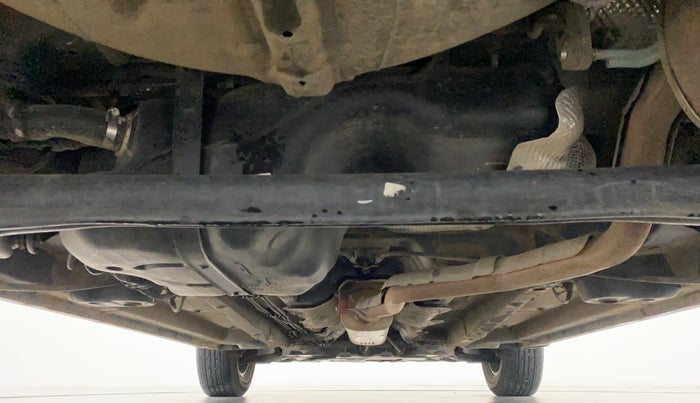 2022 Mahindra XUV300 W8 (O) 1.2 PETROL, Petrol, Manual, 19,363 km, Rear Underbody