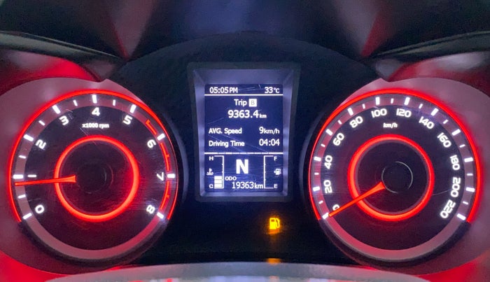 2022 Mahindra XUV300 W8 (O) 1.2 PETROL, Petrol, Manual, 19,363 km, Odometer Image