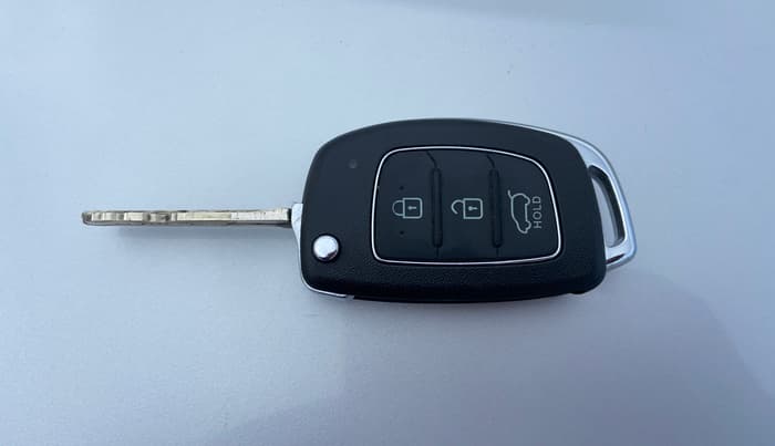 2015 Hyundai Xcent S 1.2, Petrol, Manual, 36,953 km, Key Close Up