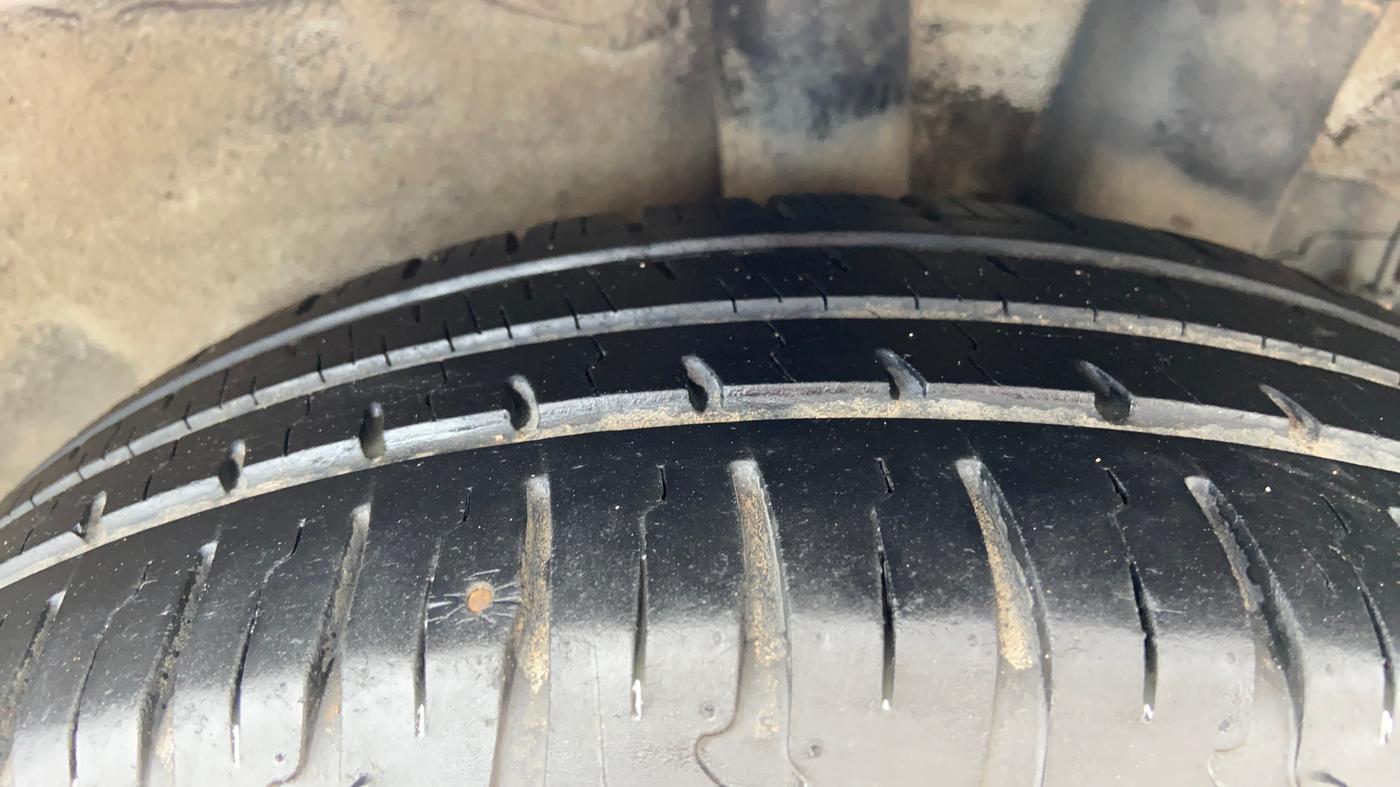 2015 Hyundai Xcent S 1.2, Petrol, Manual, 36,953 km, Left Rear Tyre Tread