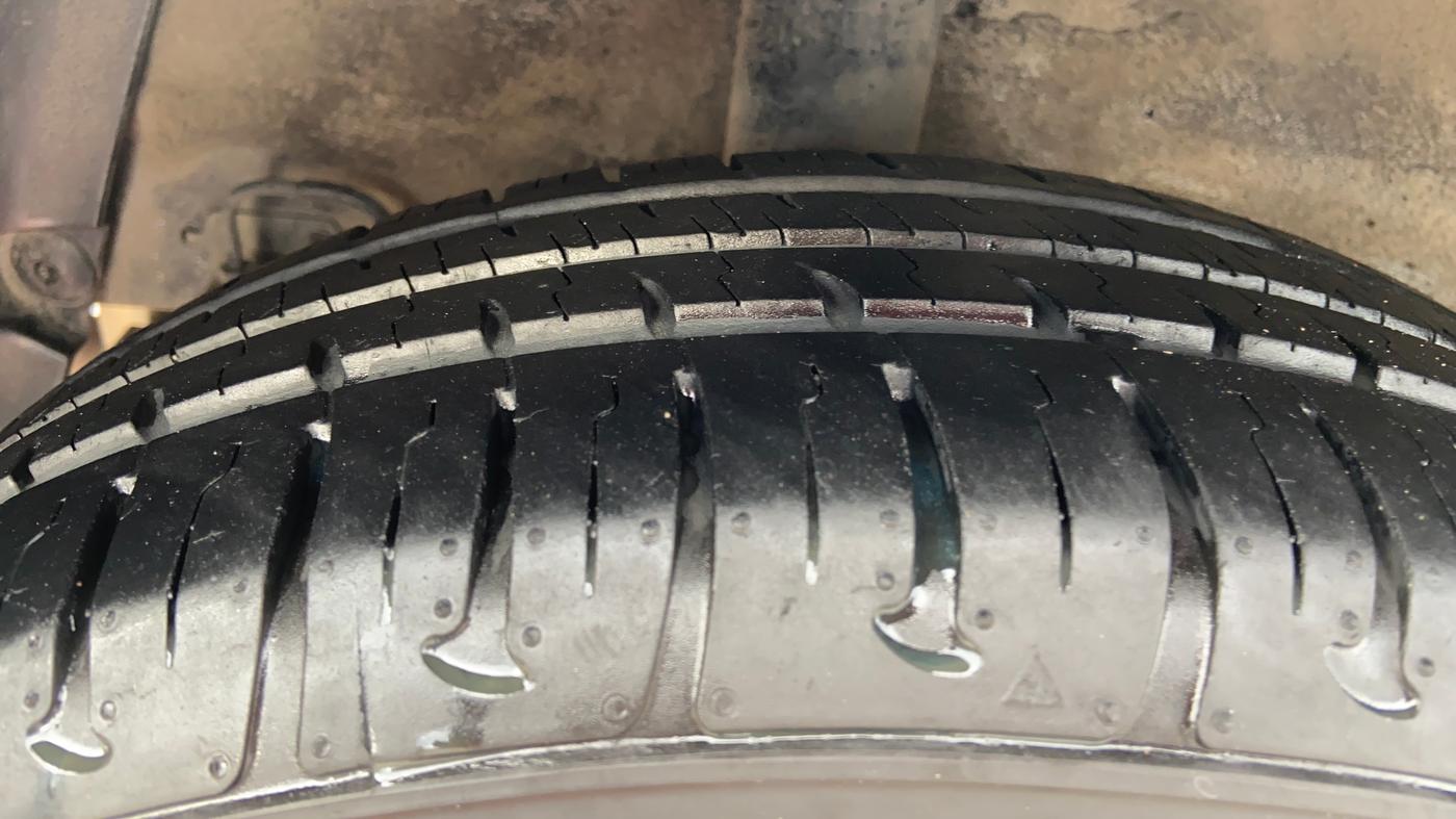2015 Hyundai Xcent S 1.2, Petrol, Manual, 36,953 km, Right Rear Tyre Tread