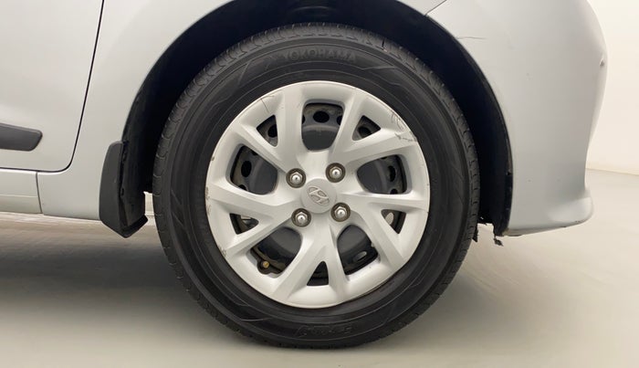 2018 Hyundai Grand i10 SPORTZ 1.2 KAPPA VTVT, Petrol, Manual, 48,907 km, Right Front Wheel