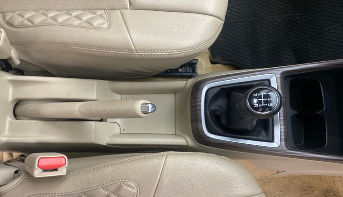 2020 Maruti Dzire ZXI, Petrol, Manual, 66,798 km, Gear Lever