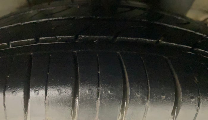 2014 Hyundai Xcent S 1.2, Petrol, Manual, 76,299 km, Left Rear Tyre Tread