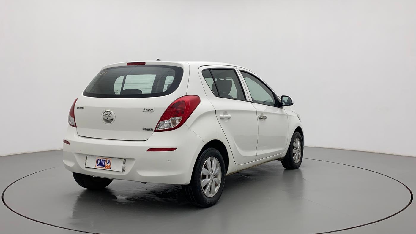 2013 Hyundai i20 SPORTZ 1.2, CNG, Manual, 96,121 km, Right Back Diagonal