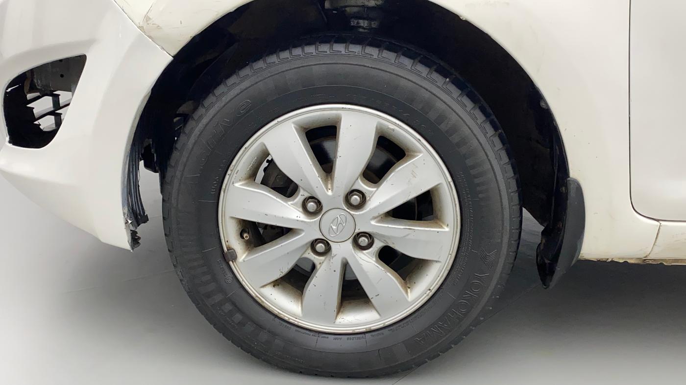 2013 Hyundai i20 SPORTZ 1.2, CNG, Manual, 96,121 km, Left Front Wheel