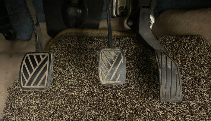 2015 Maruti Swift Dzire VDI ABS, Diesel, Manual, 76,244 km, Pedals