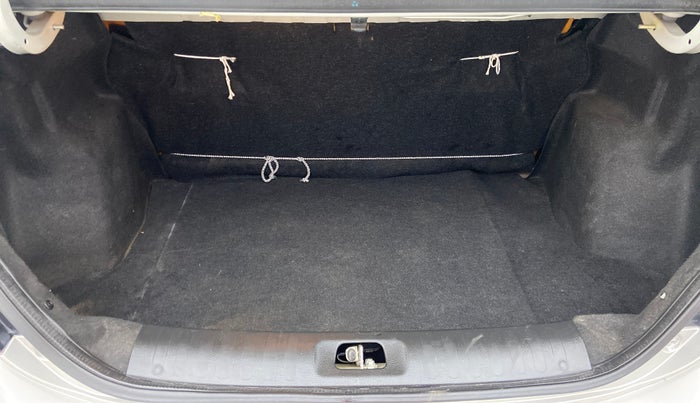 2015 Maruti Swift Dzire VDI ABS, Diesel, Manual, 76,244 km, Boot Inside