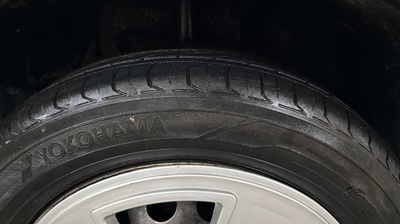 2021 Tata NEXON XE DIESEL, Diesel, Manual, 68,160 km, Right Front Tyre Tread