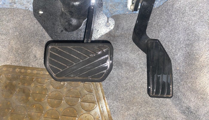 2015 Maruti Celerio VXI AMT, Petrol, Automatic, 67,721 km, Pedals