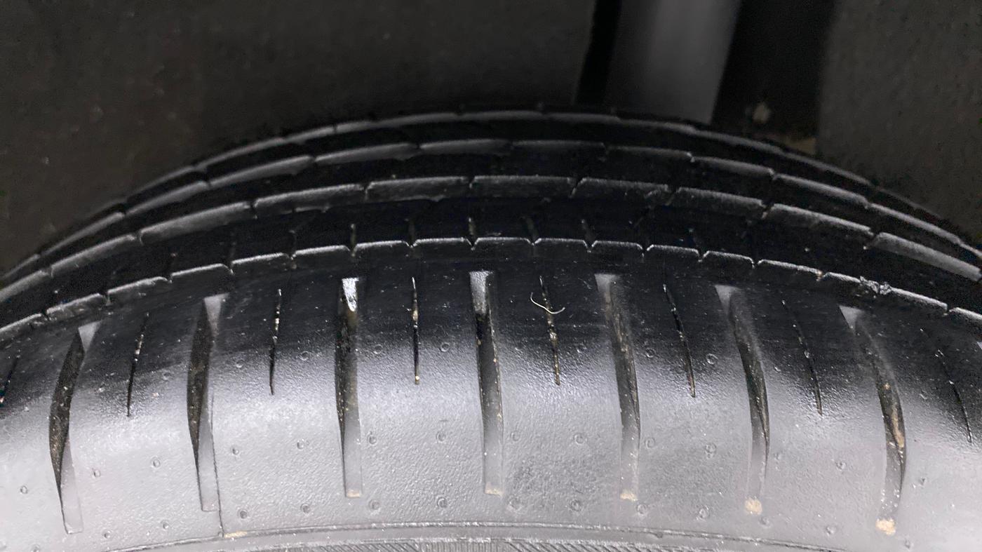 2021 Maruti Baleno ZETA PETROL 1.2, Petrol, Manual, 13,314 km, Left Rear Tyre Tread