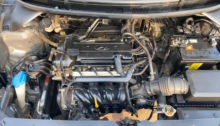 2017 Hyundai Elite i20 ASTA 1.2 (O), Petrol, Manual, 1,01,369 km, Engine View