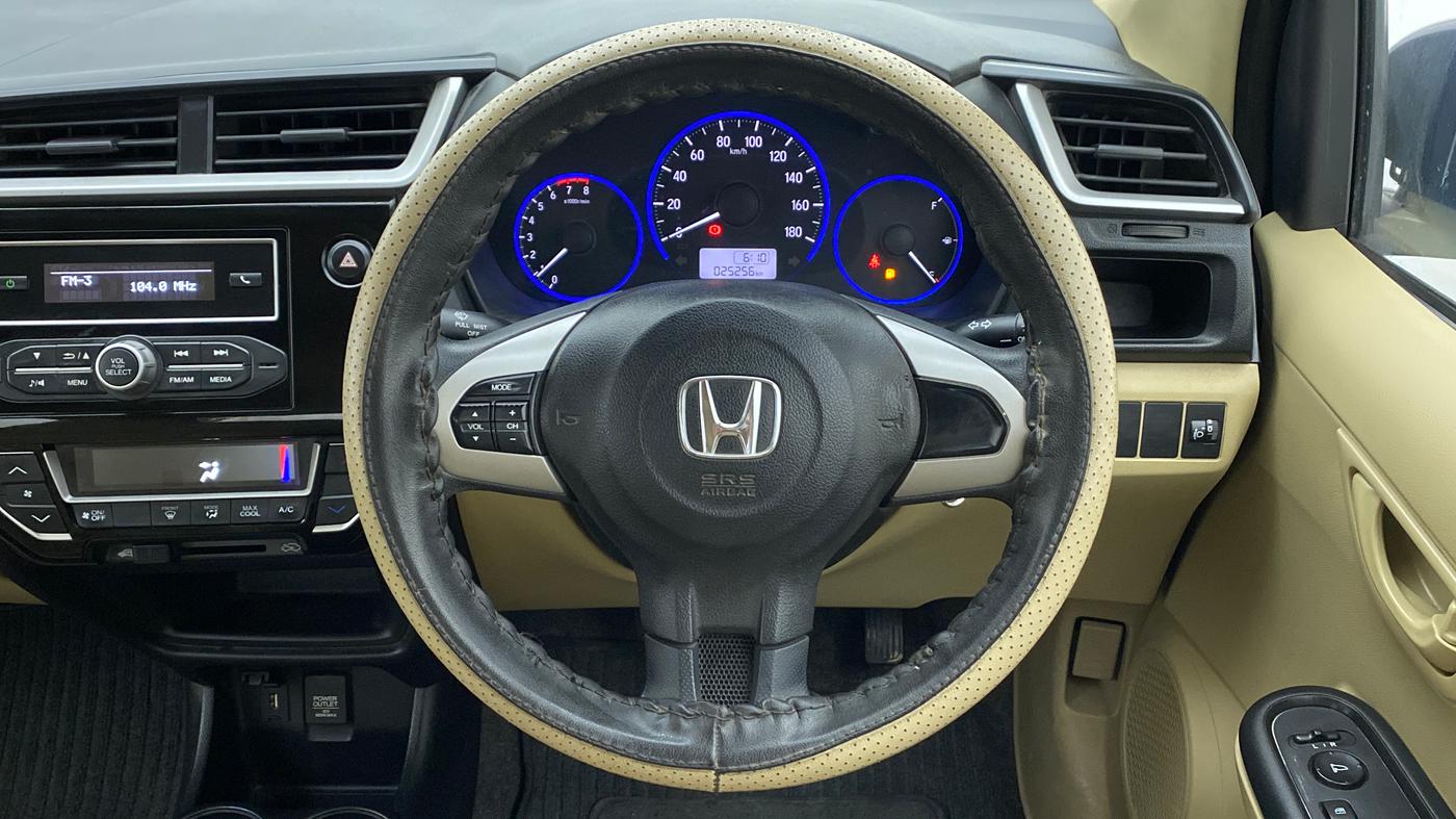 2017 Honda Amaze 1.2 S (O) MT I VTEC, Petrol, Manual, 25,256 km, Steering Wheel Close Up