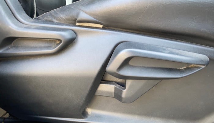 2020 Tata TIGOR XZ PLUS PETROL, Petrol, Manual, 69,958 km, Driver Side Adjustment Panel