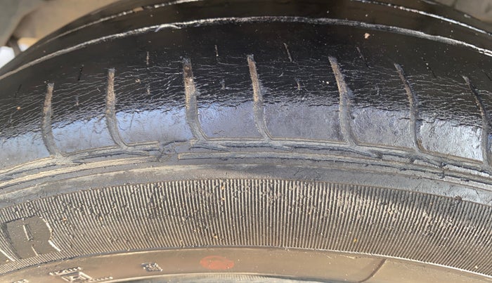 2020 Tata TIGOR XZ PLUS PETROL, Petrol, Manual, 69,958 km, Right Rear Tyre Tread