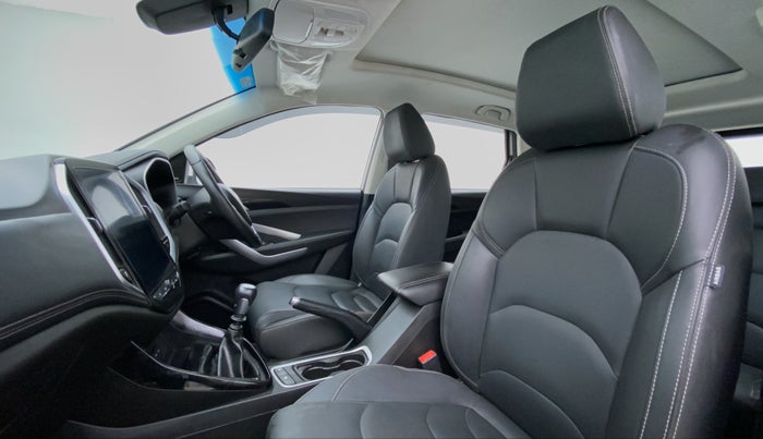 2019 MG HECTOR SHARP 2.0 DIESEL, Diesel, Manual, 15,323 km, Right Side Front Door Cabin