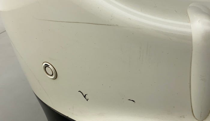 2018 Mahindra XUV500 W6, Diesel, Manual, 72,220 km, Rear bumper - Minor scratches