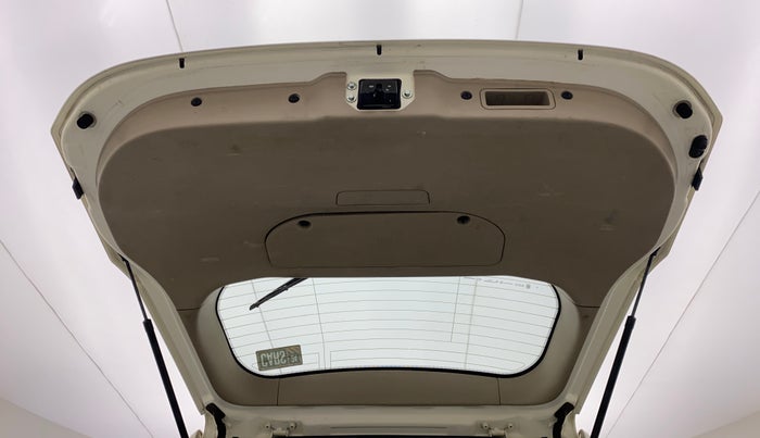 2018 Mahindra XUV500 W6, Diesel, Manual, 72,220 km, Boot Door Open