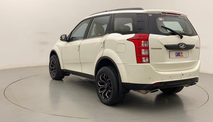 2018 Mahindra XUV500 W6, Diesel, Manual, 72,220 km, Left Back Diagonal