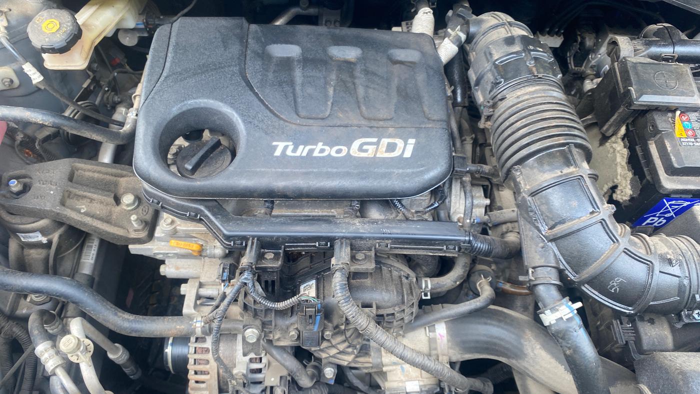 2023 Hyundai VENUE SX (O) 1.0 TURBO DCT, Petrol, Automatic, 8,464 km, Engine View