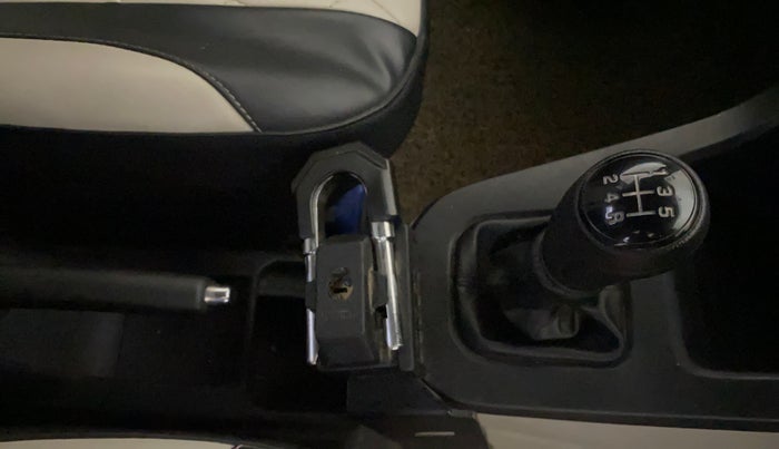 2024 Maruti New Wagon-R VXI CNG 1.0, CNG, Manual, 26,872 km, Gear Lever