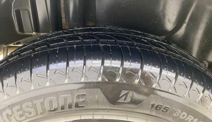 2016 Maruti Swift Dzire VXI AT, Petrol, Automatic, 85,496 km, Right Rear Tyre Tread