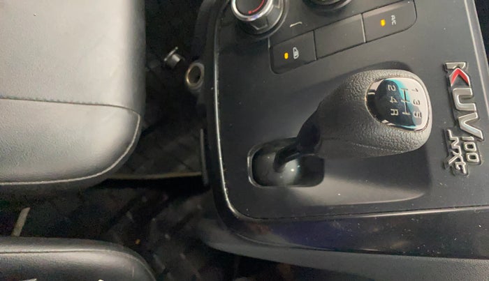 2018 Mahindra KUV 100 NXT K2 P 6 STR, Petrol, Manual, 39,378 km, Gear Lever