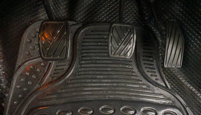 2021 Maruti Baleno ZETA PETROL 1.2, Petrol, Manual, 31,906 km, Pedals