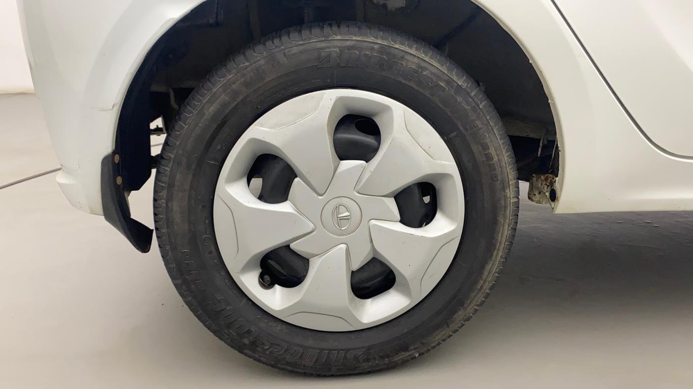 2021 Tata Tiago XT PETROL, Petrol, Manual, 33,456 km, Right Rear Wheel
