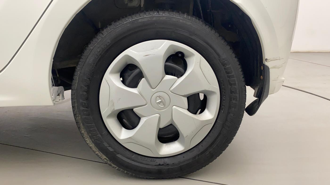 2021 Tata Tiago XT PETROL, Petrol, Manual, 33,456 km, Left Rear Wheel