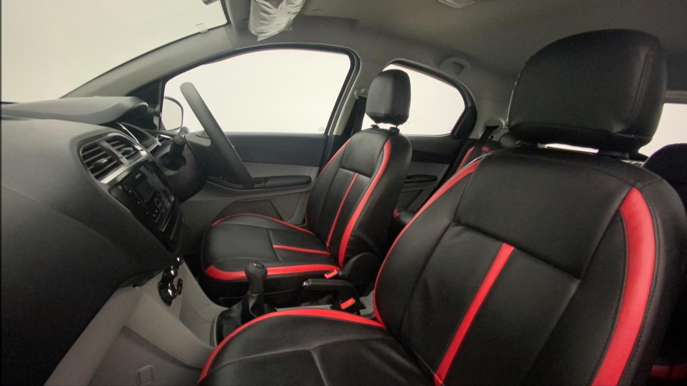 2021 Tata Tiago XT PETROL, Petrol, Manual, 33,456 km, Right Side Front Door Cabin