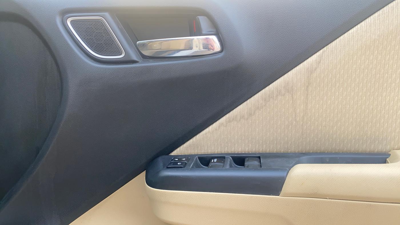 2018 Honda City 1.5L I-VTEC V MT, Petrol, Manual, 69,915 km, Driver Side Door Panels Control
